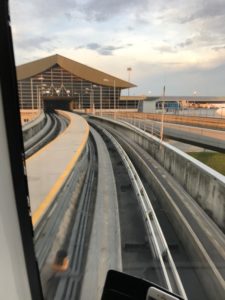 クアラルンプール国際空港のモノレール